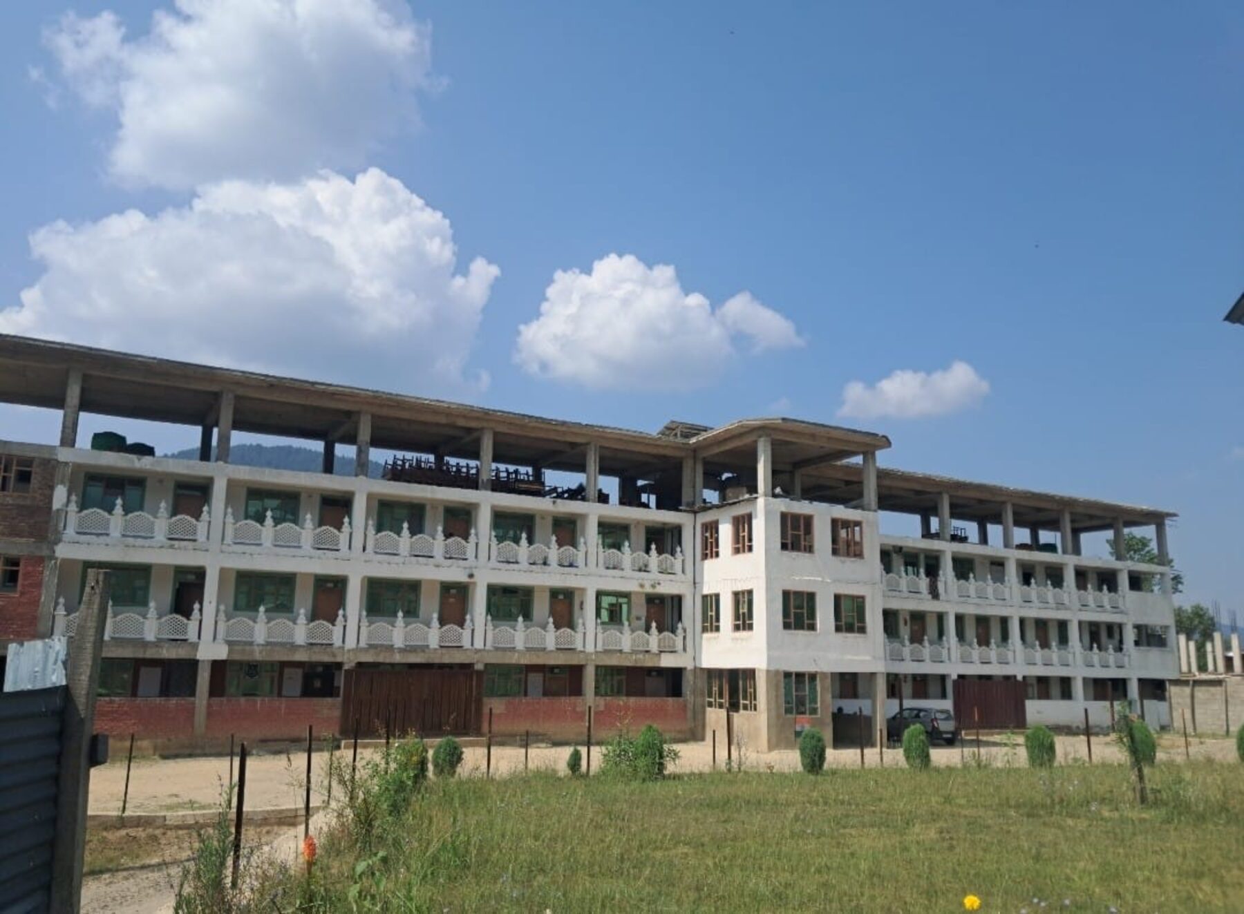 The main campus building at Naseem Bagh, Wavoora, Lolab.